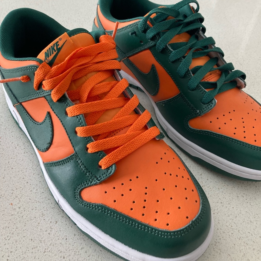 Nike dunks Miami Hurricanes size 10 men